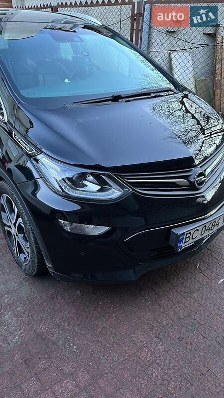 Хэтчбек Opel Ampera-e 2018 в Львове