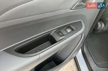 Хетчбек Opel Ampera-e 2018 в 