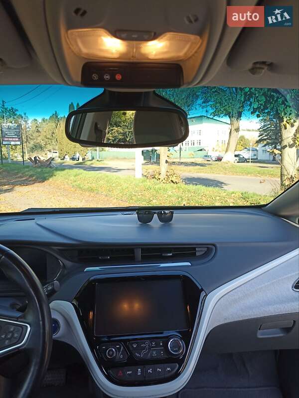 Хетчбек Opel Ampera-e 2017 в Бродах