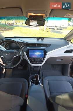 Хэтчбек Opel Ampera-e 2017 в Бродах