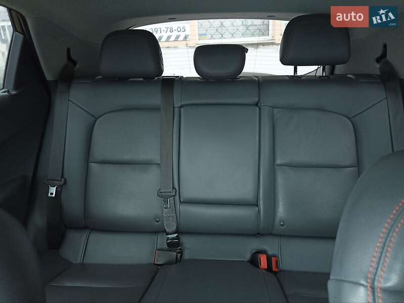 Хетчбек Opel Ampera-e 2017 в Бродах