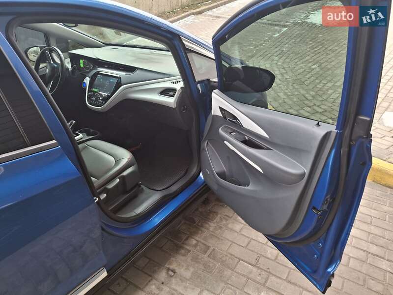 Хэтчбек Opel Ampera-e 2018 в Львове
