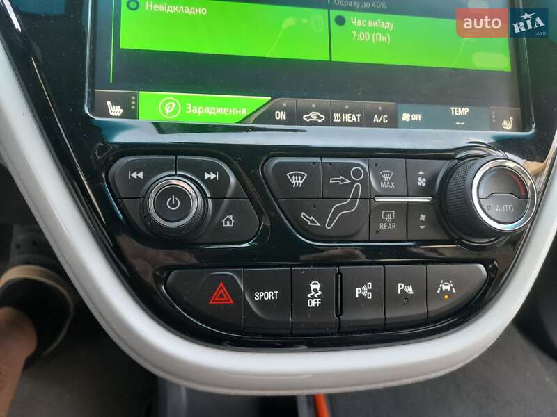 Хэтчбек Opel Ampera-e 2018 в Львове