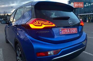 Хэтчбек Opel Ampera-e 2020 в 