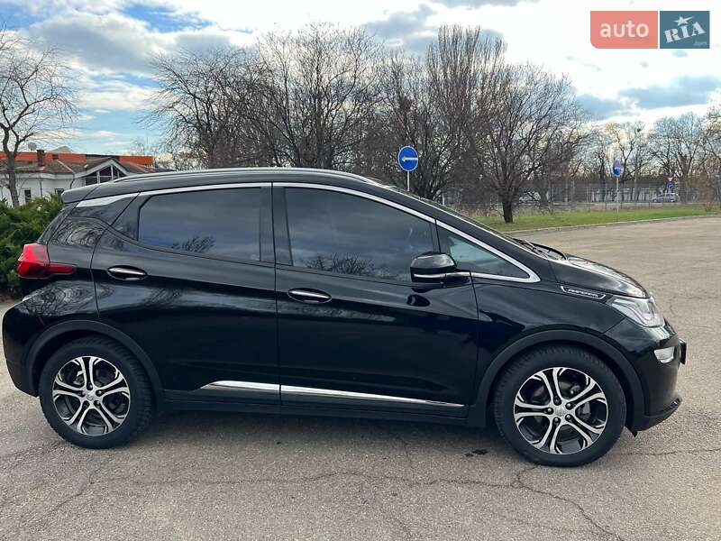 Хэтчбек Opel Ampera-e 2017 в Николаеве