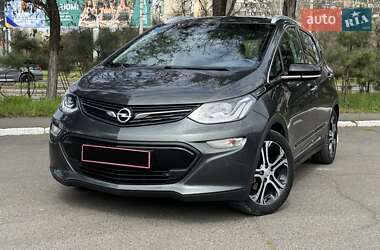 Хэтчбек Opel Ampera-e 2019 в 