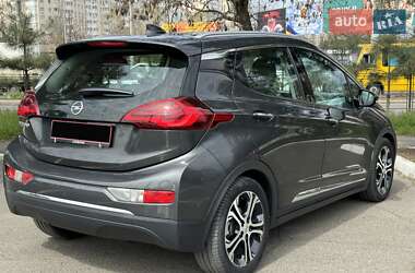 Хэтчбек Opel Ampera-e 2019 в 