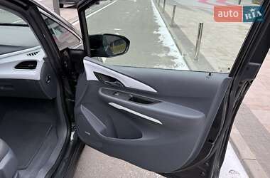 Хэтчбек Opel Ampera-e 2019 в 