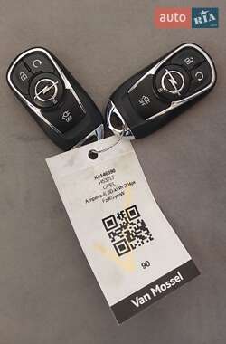 Хэтчбек Opel Ampera-e 2019 в 