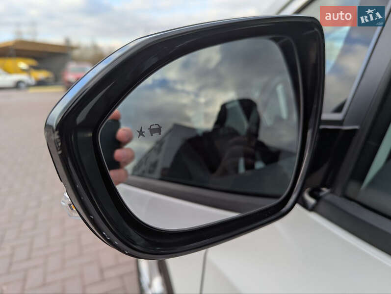 Хетчбек Opel Ampera-e 2017 в Рівному