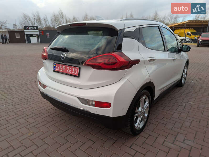 Хетчбек Opel Ampera-e 2017 в Рівному