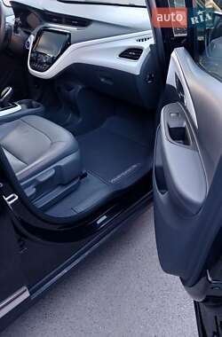 Хэтчбек Opel Ampera-e 2019 в 