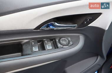 Хетчбек Opel Ampera-e 2019 в 