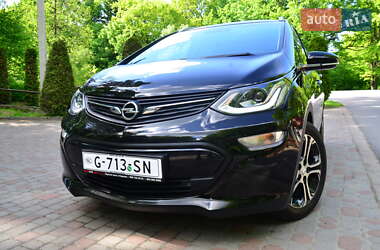 Хэтчбек Opel Ampera-e 2020 в 