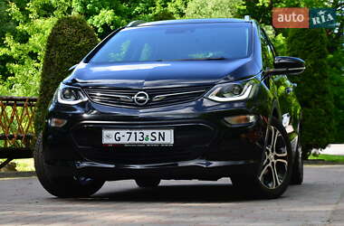 Хэтчбек Opel Ampera-e 2020 в 