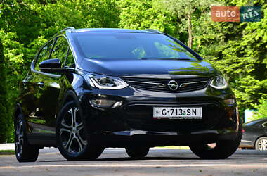 Хэтчбек Opel Ampera-e 2020 в 