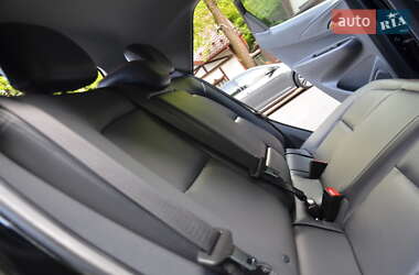 Хэтчбек Opel Ampera-e 2020 в 
