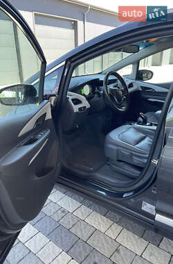 Хетчбек Opel Ampera-e 2019 в Городку