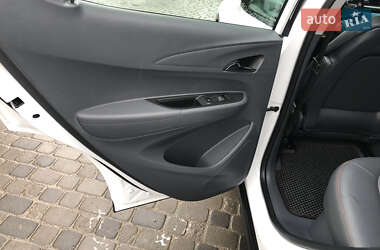 Хэтчбек Opel Ampera-e 2019 в 