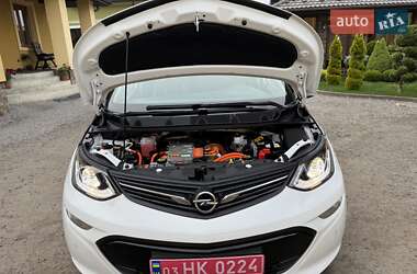 Хетчбек Opel Ampera-e 2020 в 