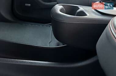 Хетчбек Opel Ampera-e 2020 в 