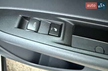Хетчбек Opel Ampera-e 2020 в 