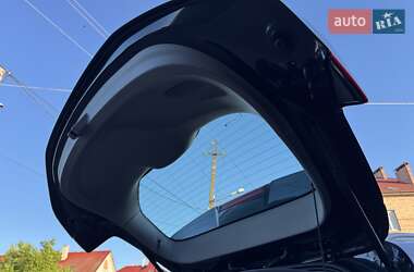Хетчбек Opel Ampera-e 2020 в 