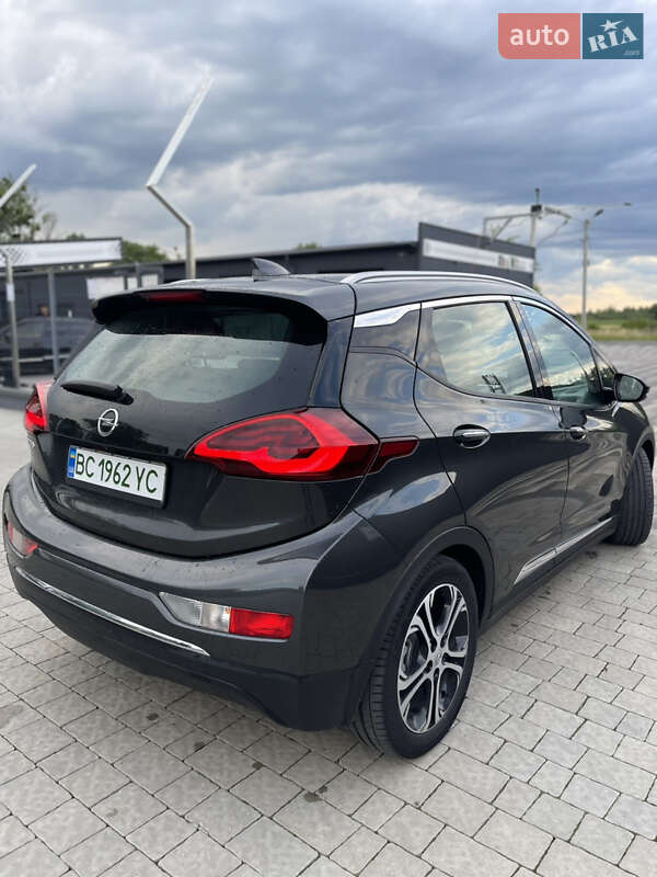 Хетчбек Opel Ampera-e 2019 в Городку