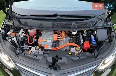 Хэтчбек Opel Ampera-e 2020 в 
