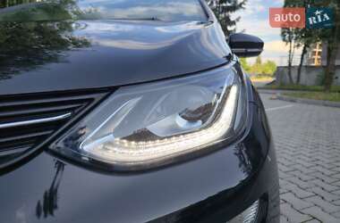 Хэтчбек Opel Ampera-e 2019 в 