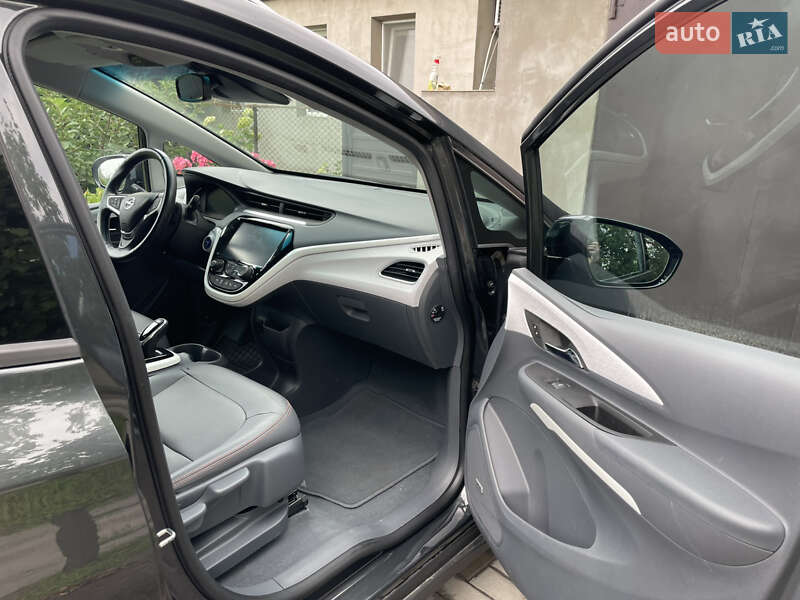 Хетчбек Opel Ampera-e 2020 в Кам'янському