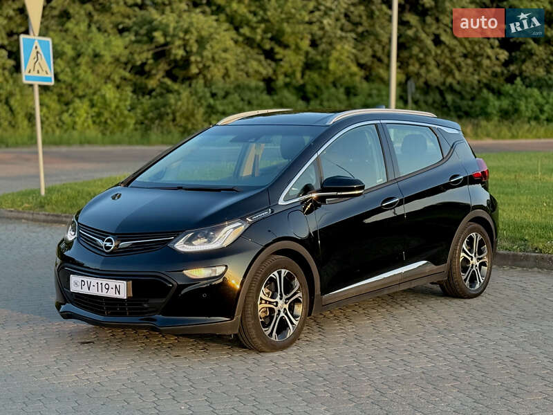Хэтчбек Opel Ampera-e 2017 в Радивилове