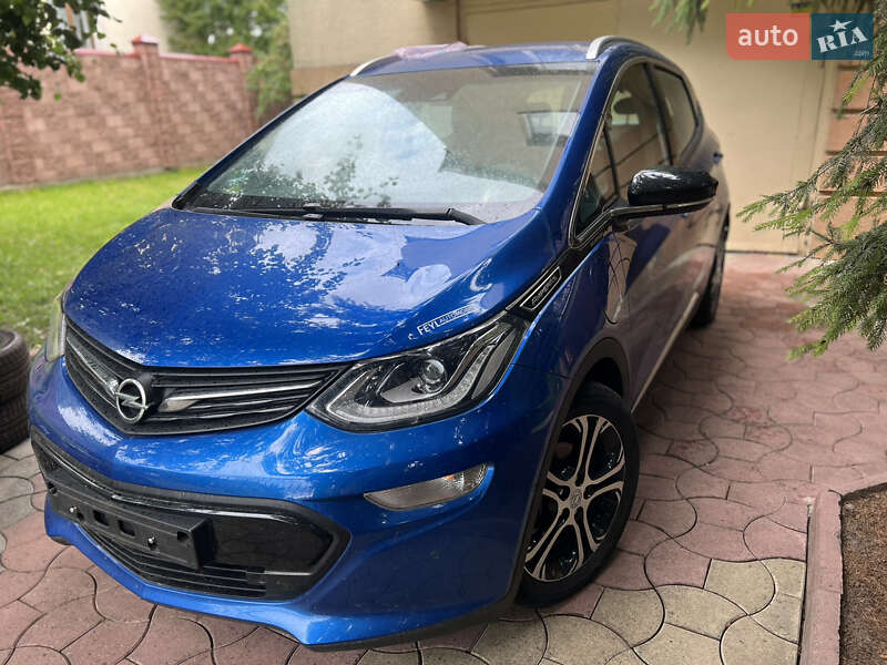 Хэтчбек Opel Ampera-e 2019 в 