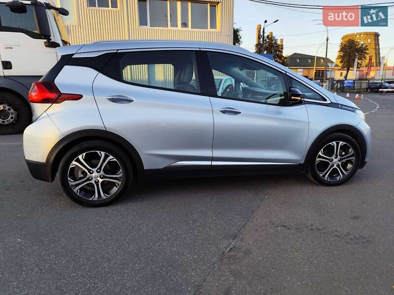 Хетчбек Opel Ampera-e 2017 в Києві