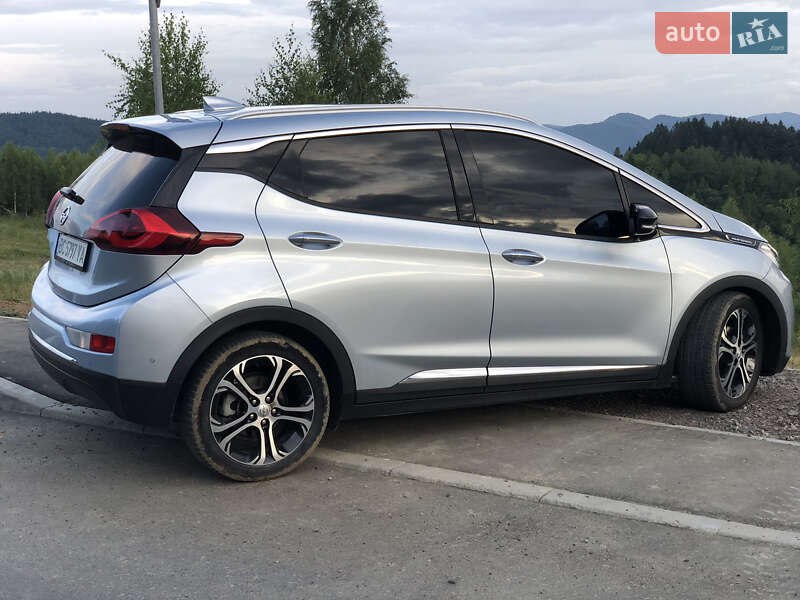 Хетчбек Opel Ampera-e 2018 в Дрогобичі