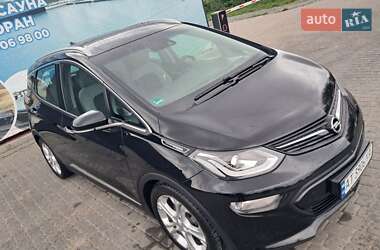 Хэтчбек Opel Ampera-e 2020 в 