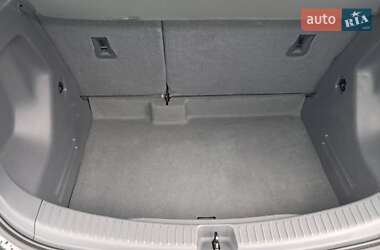 Хэтчбек Opel Ampera-e 2020 в 