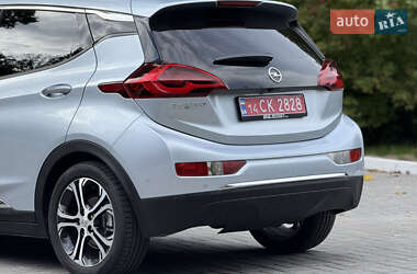 Хэтчбек Opel Ampera-e 2017 в 