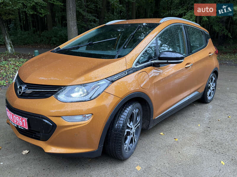 Хэтчбек Opel Ampera-e 2017 в Львове