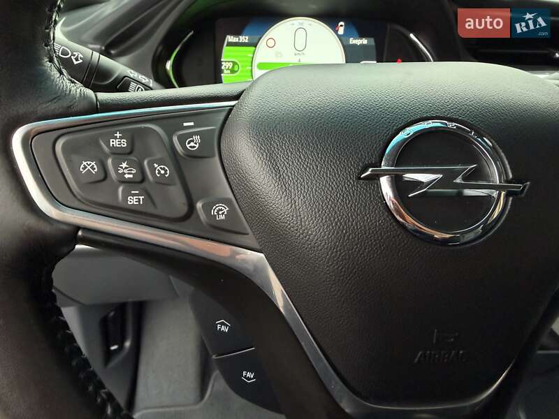 Хэтчбек Opel Ampera-e 2020 в Черновцах