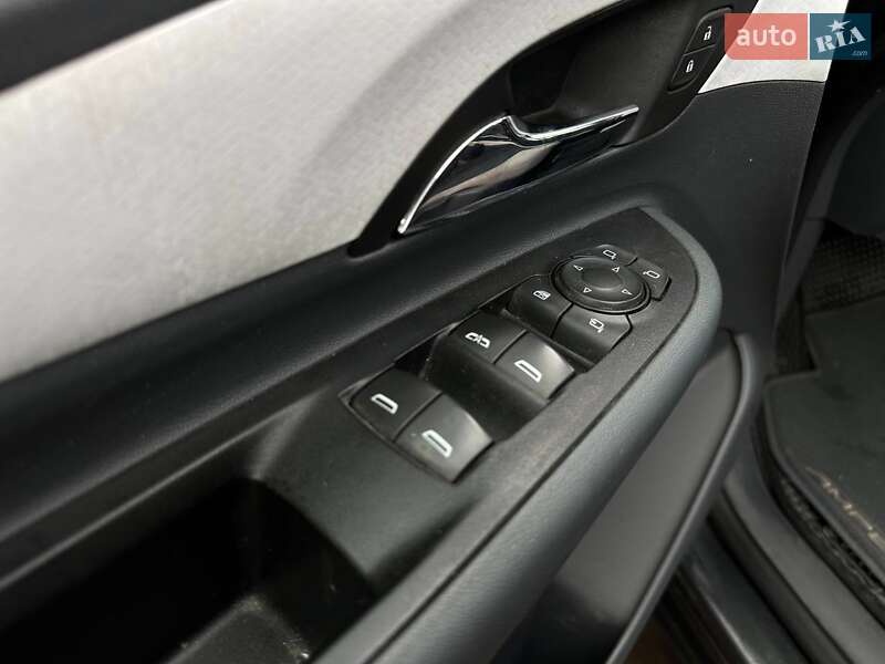 Хетчбек Opel Ampera-e 2019 в Києві