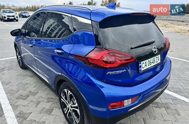 Хэтчбек Opel Ampera-e 2019 в 