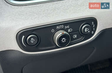 Хэтчбек Opel Ampera-e 2019 в 