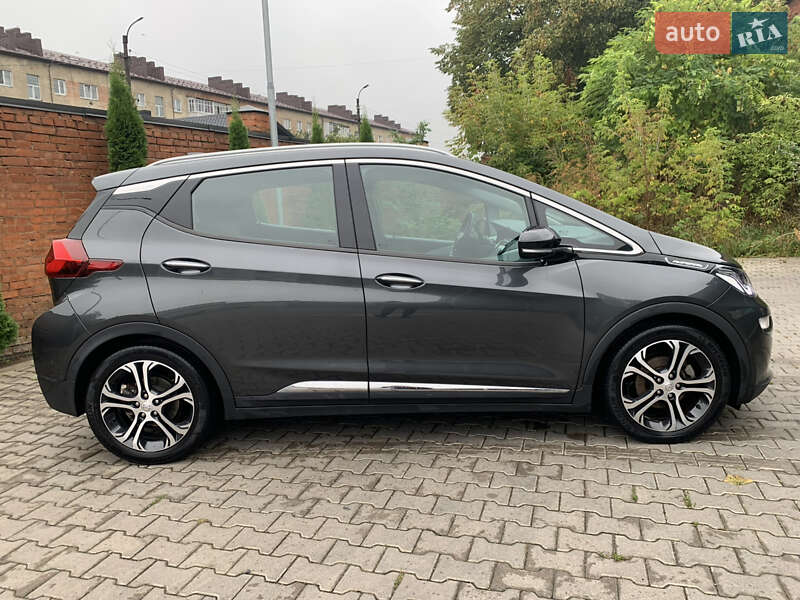 Хэтчбек Opel Ampera-e 2017 в Коломые фото 21 Хэтчбек Opel Ampera-e 2017 в Коломые