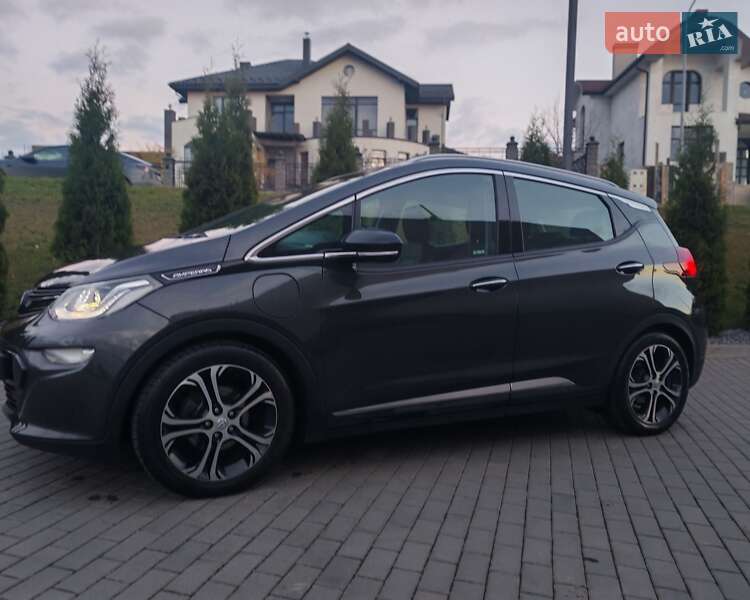 Хэтчбек Opel Ampera-e 2017 в Ровно