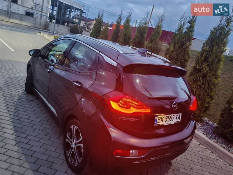 Хэтчбек Opel Ampera-e 2017 в Ровно