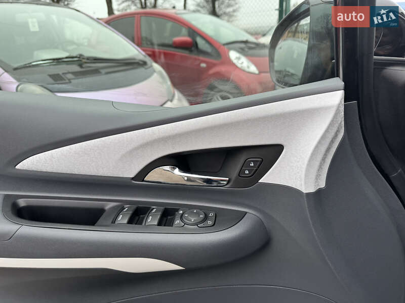 Хэтчбек Opel Ampera-e 2017 в Тернополе