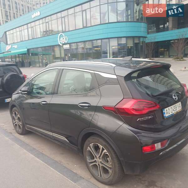 Хэтчбек Opel Ampera-e 2018 в Киеве