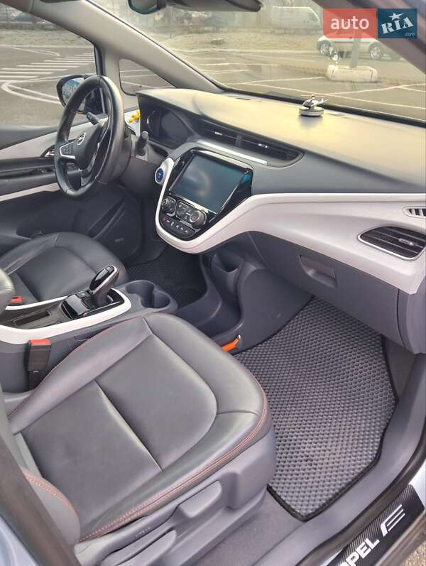 Хэтчбек Opel Ampera-e 2017 в Житомире
