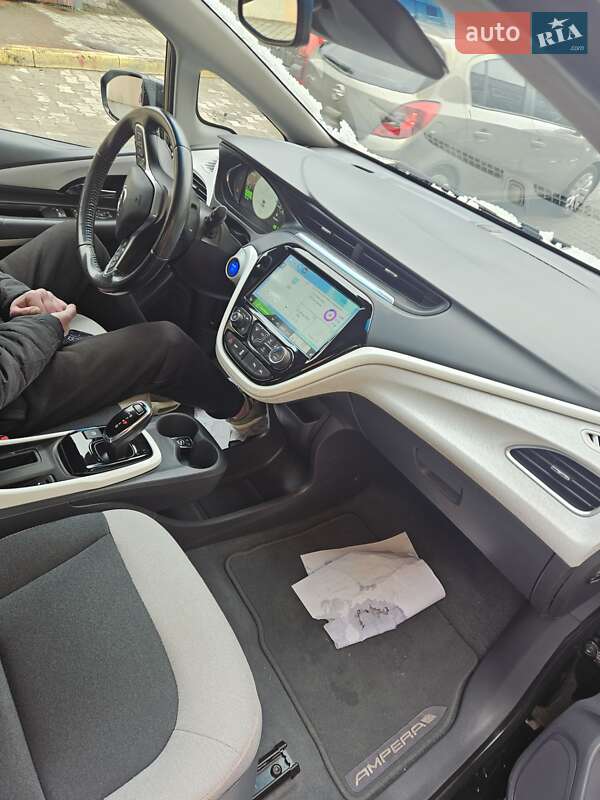 Хетчбек Opel Ampera-e 2019 в Ужгороді
